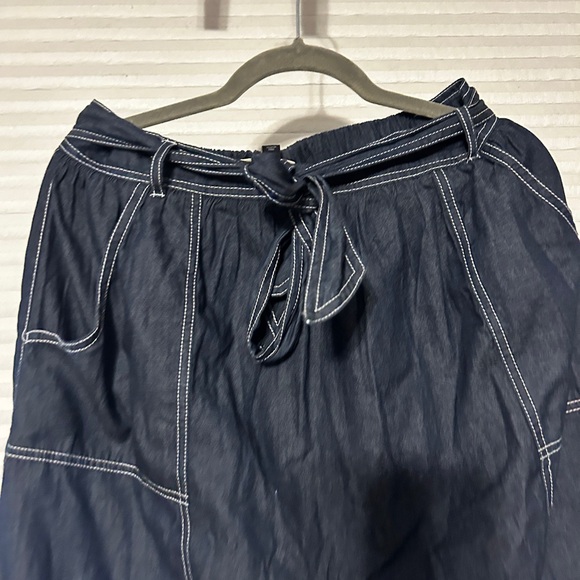 Like new denim a line elastic waist dress 10 - Picture 2 of 5